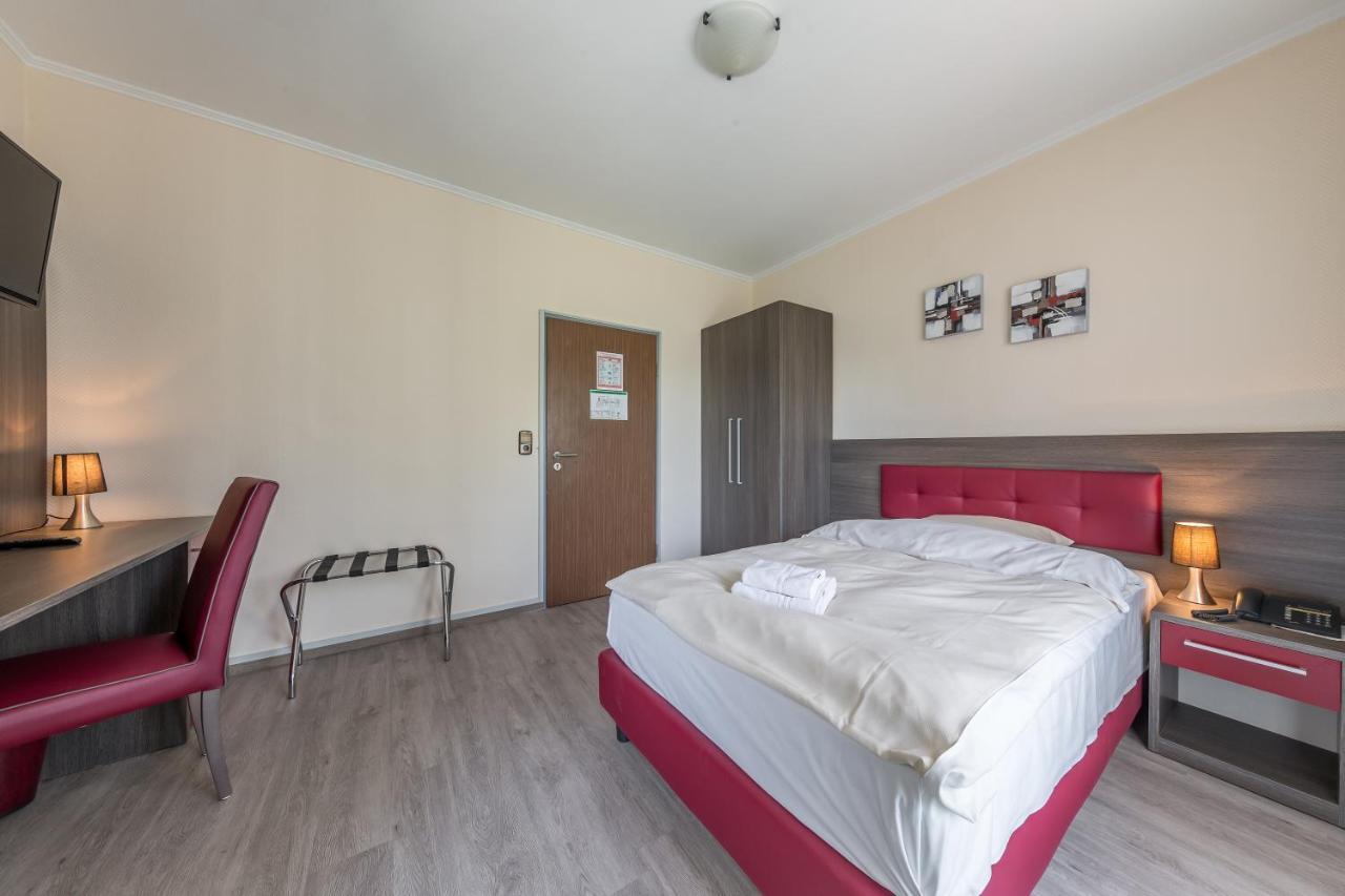 Hotel Klein Frankfurt Франкфурт на Майн Екстериор снимка