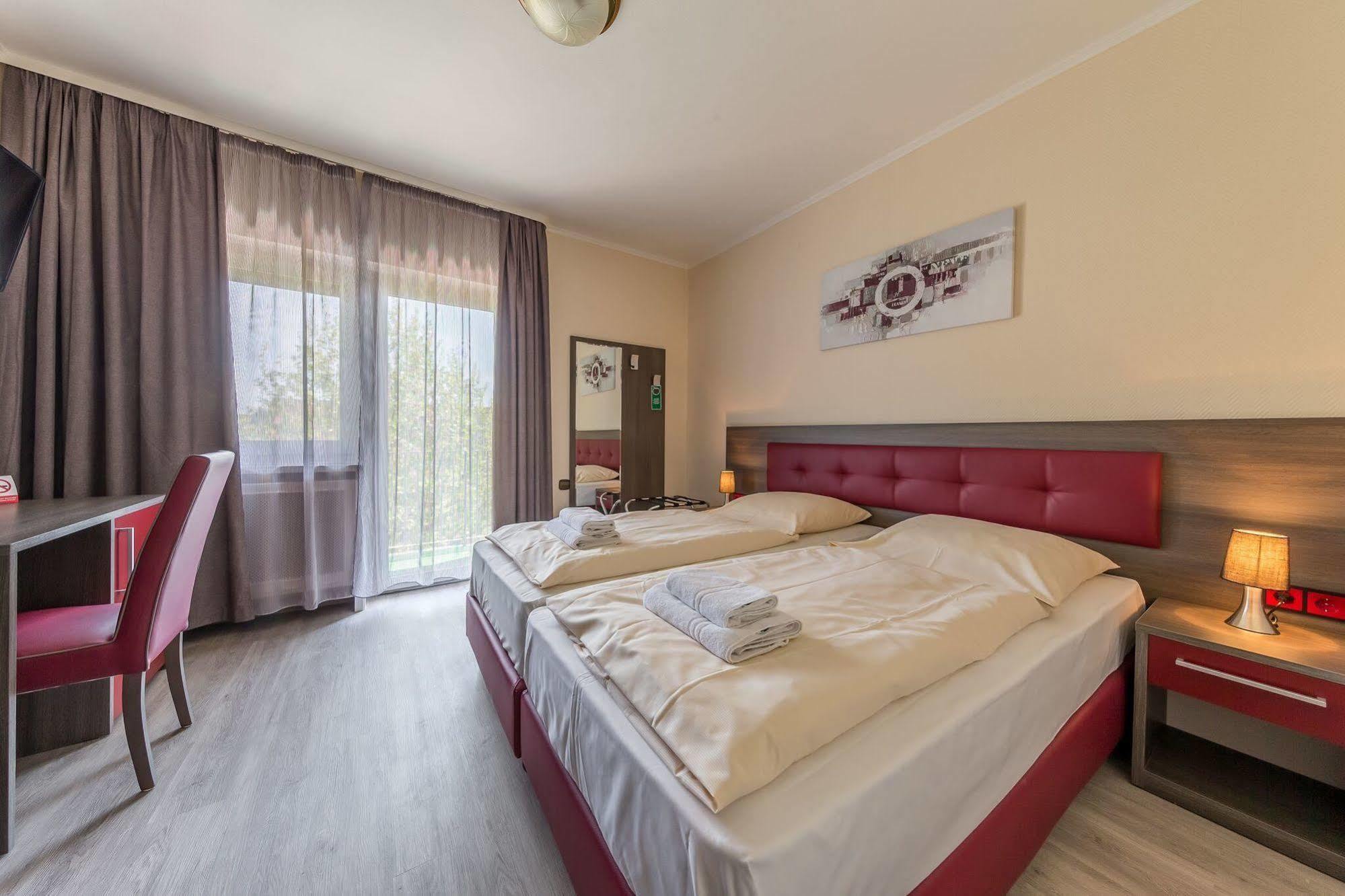 Hotel Klein Frankfurt Франкфурт на Майн Екстериор снимка