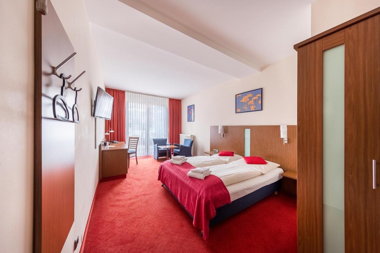 Hotel Klein Frankfurt Франкфурт на Майн Екстериор снимка