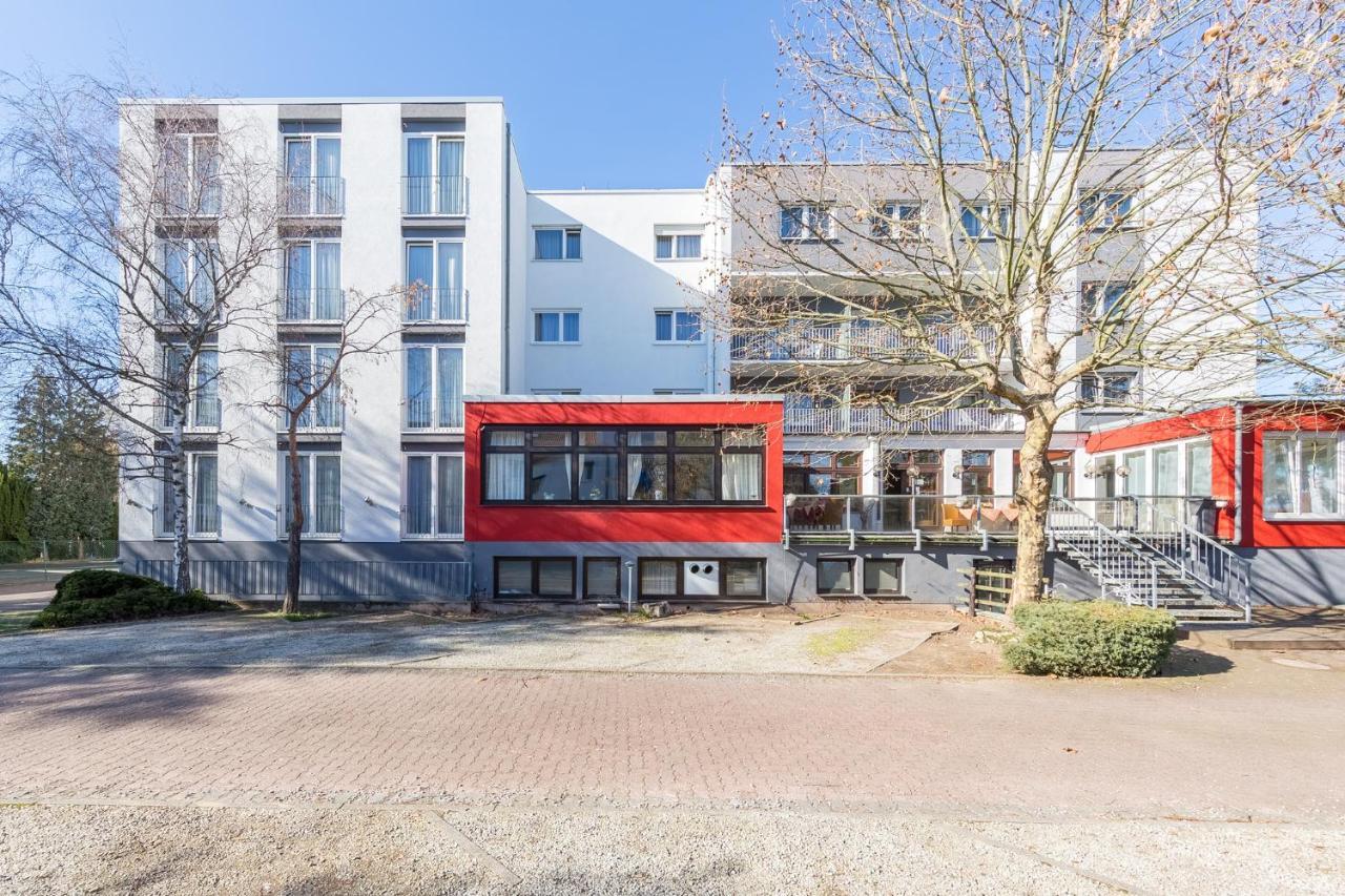Hotel Klein Frankfurt Франкфурт на Майн Екстериор снимка